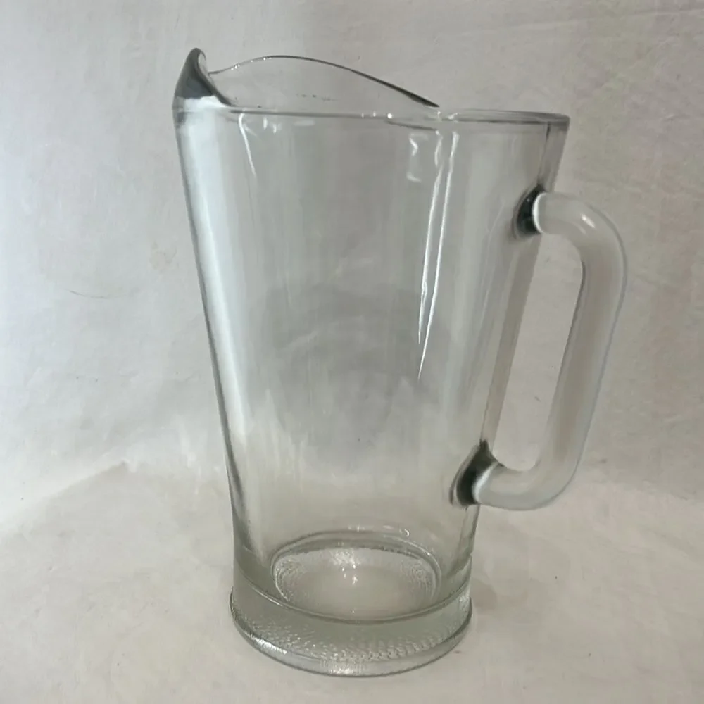 Glass Pitcher 56 Oz Or 7 Cups Handle Spout 9 In Tall 5 1/2 In Round Heavy Durabl